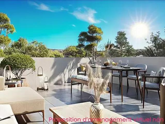 Cogolin 83310 Achat / Vente appartement 4 pièces t4 au dernier étage piscine