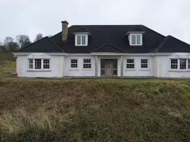 Cohaw, Cootehill, Co. Cavan, H16FH68 is for sale