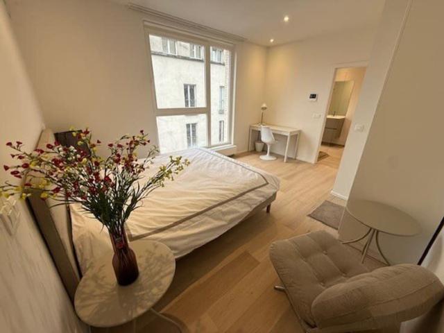 COHOUSING/NEW furnished Room+private Showerroom Rooftop
