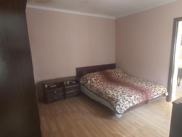 Coiciu casa locuibila cu teren 325mp, centrala pe gaze