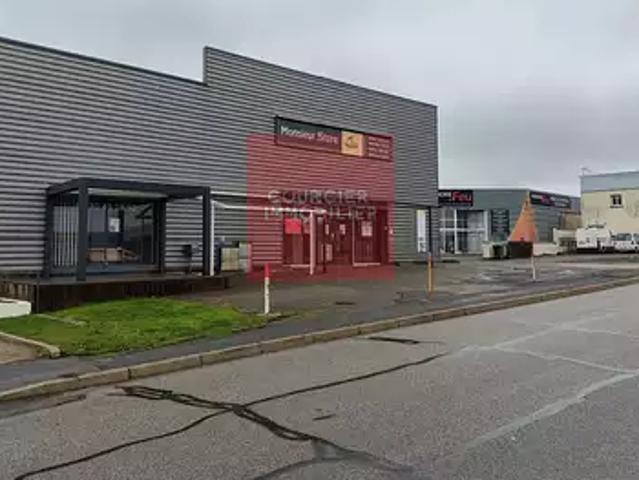 Coignières 78310 Location divers 10 pièces