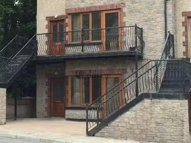 Cois Ghrda, Castletroy, Limerick, Castletroy, Co. Limerick is.