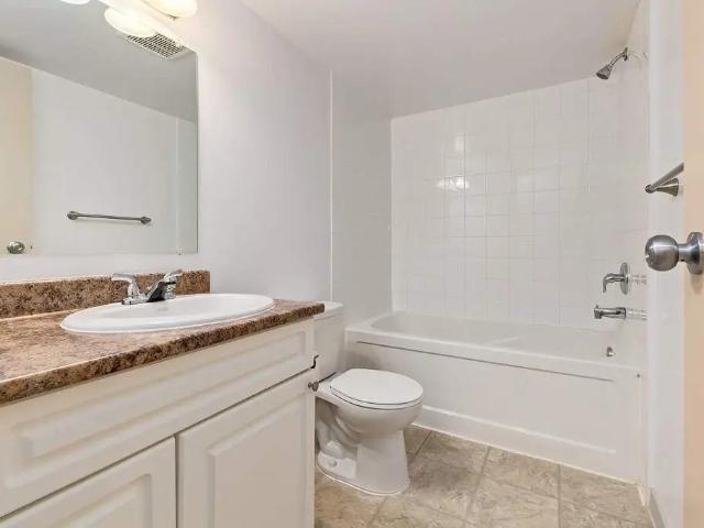 Columbian Apartments 1 Bedroom Apartment for Rent at 46 Carswell Rd Se, Medicine Hat, AB T1B 1M1 Southview