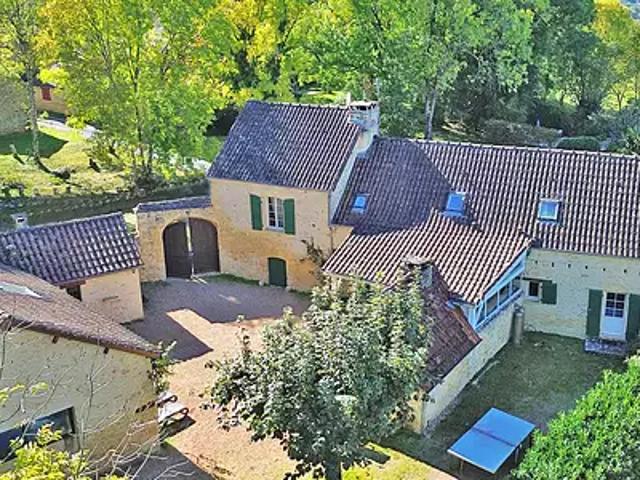 Coly Saint Amand 24120 Achat / Vente maison 6 pièces t6 piscine terrasse