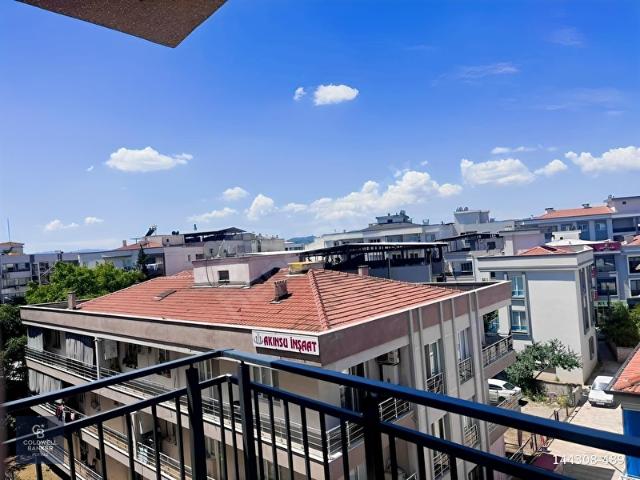 COLDWELL BANKER POYRAZ'DAN BELEDiYENİN YANI SIFIR 1+1