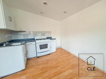 Colina, Col. las Aguilas. Loft remodelado, con estacionamiento