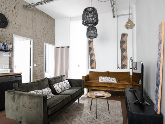 coliving de luxe, grande place à cotée de l EDHEC