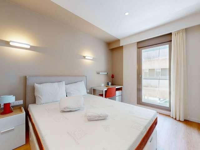 Habitación en piso compartido en alquiler en Cuatro Caminos, Madrid