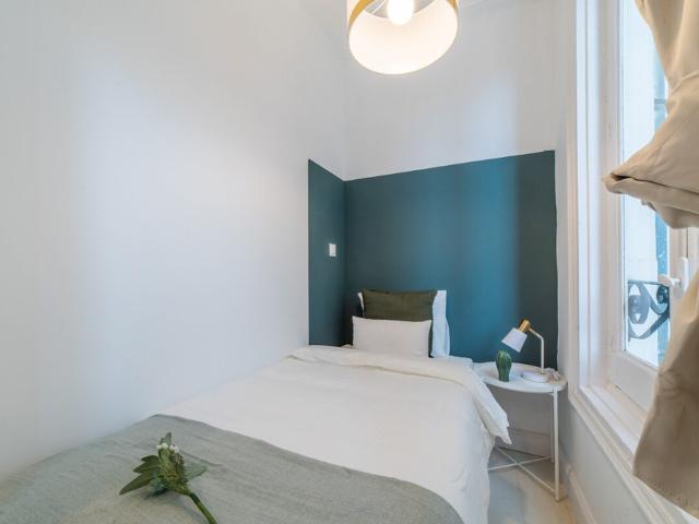 Coliving on Calle Santa Teresa MAD STR H1