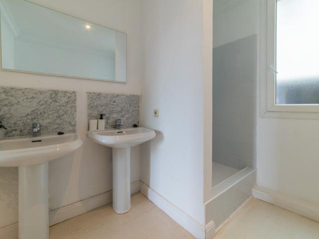 Coliving on Calle Santa Teresa MAD STR H2
