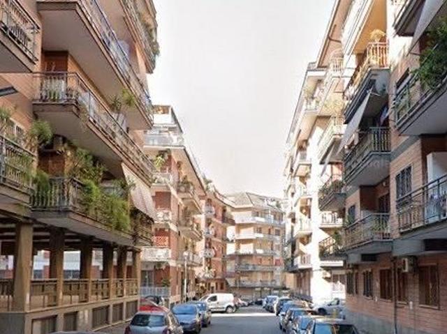 Collatino grazioso bilocale ammobiliato