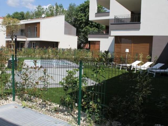 Collebeato nuovo trilocale con giardino e box doppio