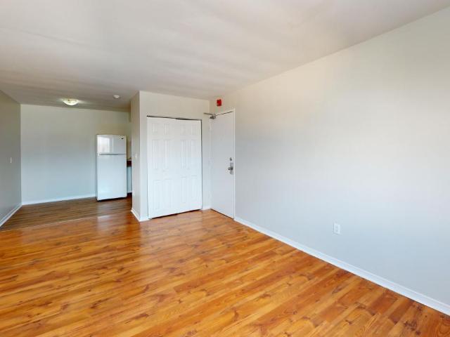College Avenue Apartments Two Bedroom Apartment [object Promise] for Rent