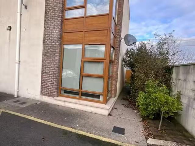 College Court, Mountrath Road, Portlaoise, Co. Laois, R32AD85.