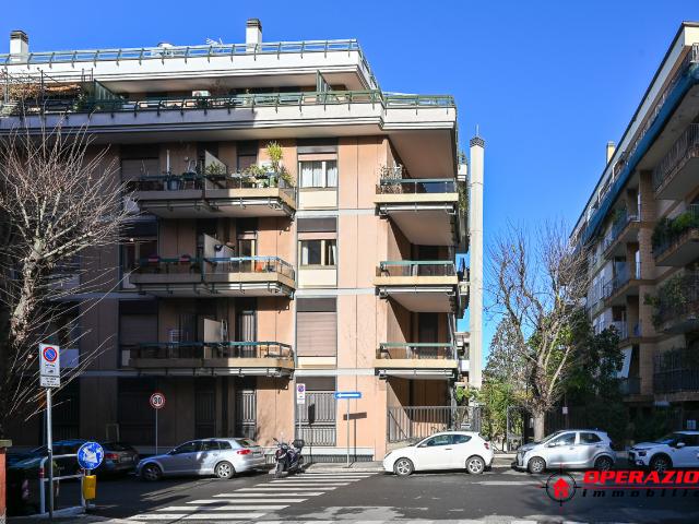 COLLINA FLEMING, Via A. Serra Monolocale in ottimo stato
