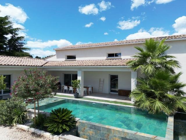 Collias Coup de coeur Villa contemporaine Proximité Co. 180m² Collias