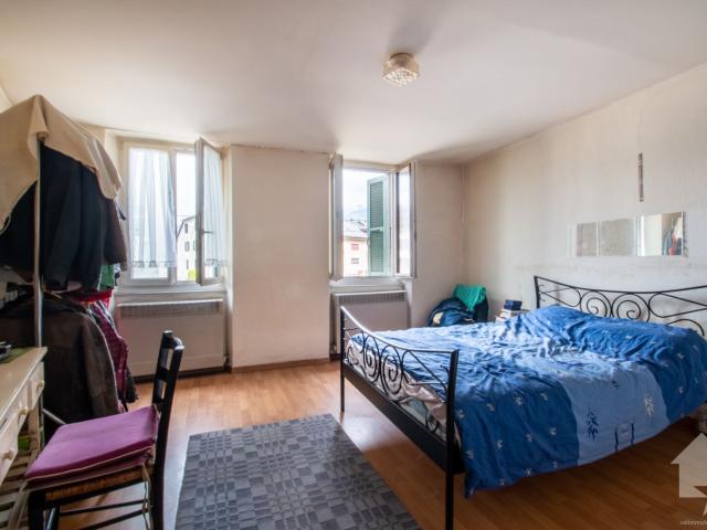 Collombey, small renovated building with 4.5% yield | dreamo. Ch