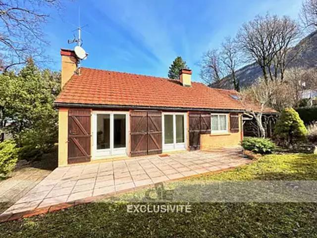 Collonges sous Salève 74160 Achat / Vente maison 7 pièces t7 jardin terrasse