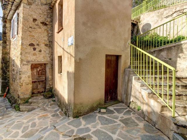 Collongues/Maison de Village/3 Pièces 62 M²