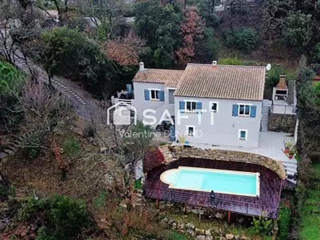 Collobrières 83610 Achat / Vente maison 5 pièces t5 piscine terrasse