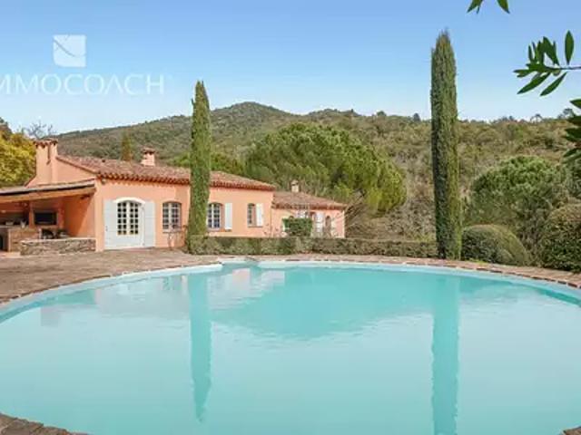 Collobrières 83610 Achat / Vente maison 6 pièces t6 piscine