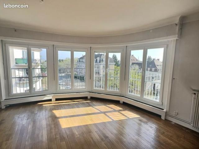 Colmar Sud – Grand appartement familial de 130 m² avec ascenseur, garage, proche gare