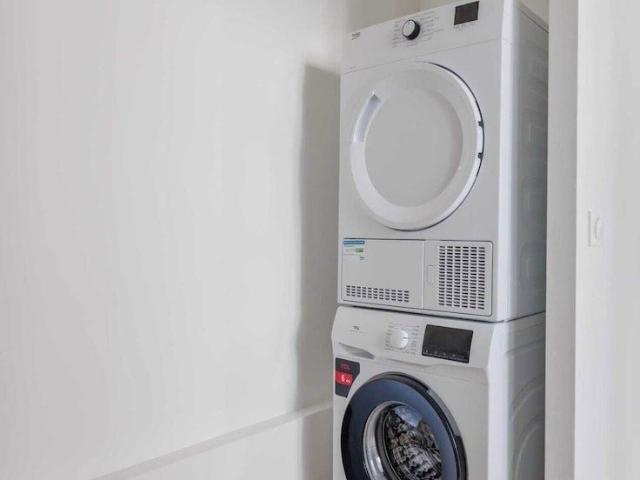 Colocat 1 chambre meublée avec Sdb privée