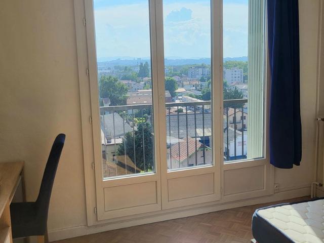 Colocation meublée 3 chambres Villeurbanne Doua