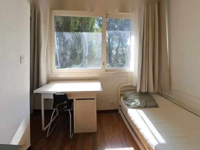 COLOCATION Montpellier, hauts de Massanne, studette équipée dans Maison