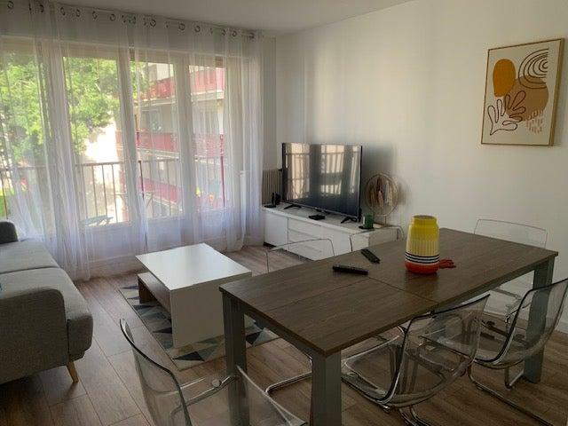 COLOCATION AVEC BALCON 3 CHAMBRES SUD GARE