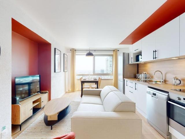Colocation à Courbevoie: Appartement de 10m2