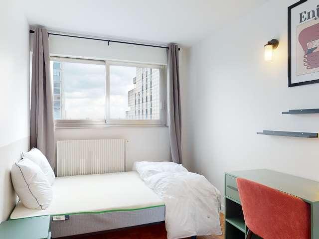 Colocation à Courbevoie: appartement de 132 m²
