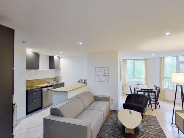 Colocation à Champs sur Marne: Appartement de 114