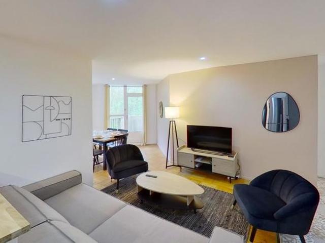 Colocation à Champs sur Marne: Appartement de 114m2