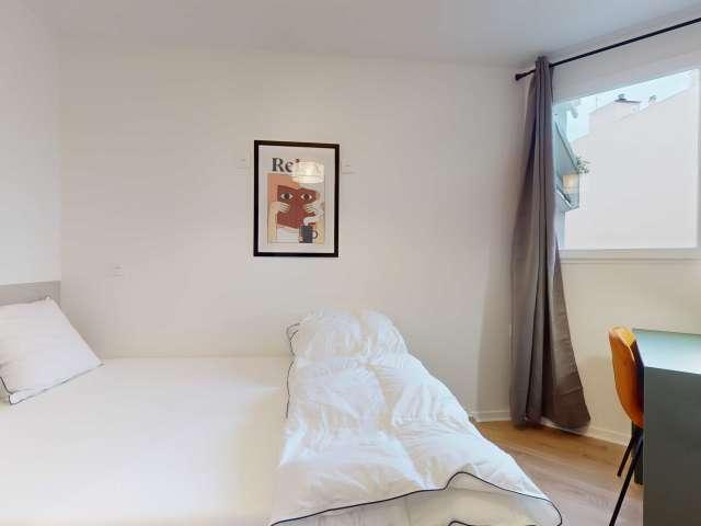 Colocation à Asnières sur Seine: appartement de 80 m²