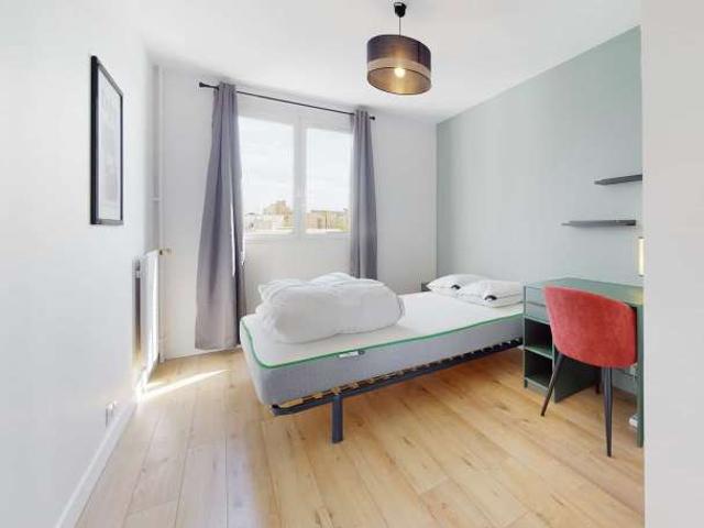 Colocation à Asnières sur Seine: Appartement de 94 m²