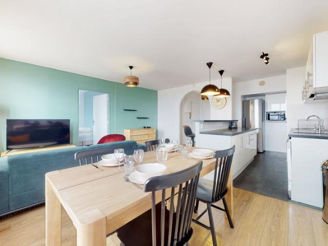 Colocation à Asnières sur Seine: Appartement de 9