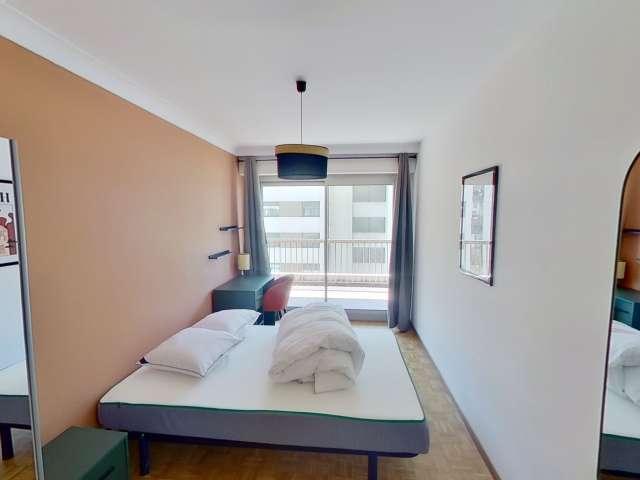 Colocation à Marseille: appartement de 115 m²