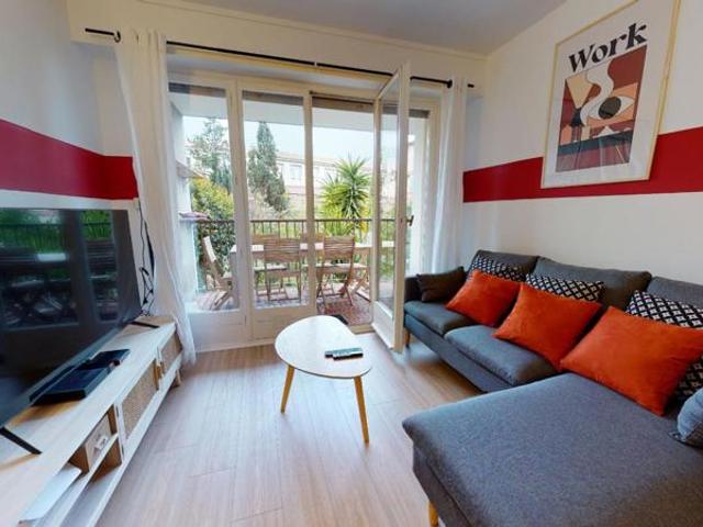 Colocation à Marseille: Appartement de 12m2