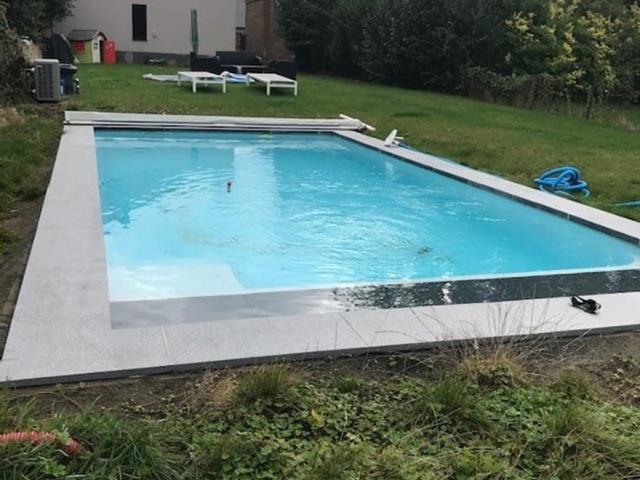 Colocation à Namur avec piscine chauffée reste 1 ch