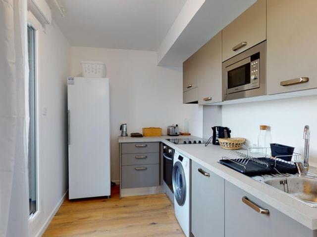Colocation à Saint Ouen: Appartement de 11m2