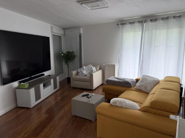 colocation dans un appartement meublé