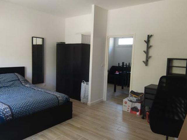 Colocation dans une grande maison