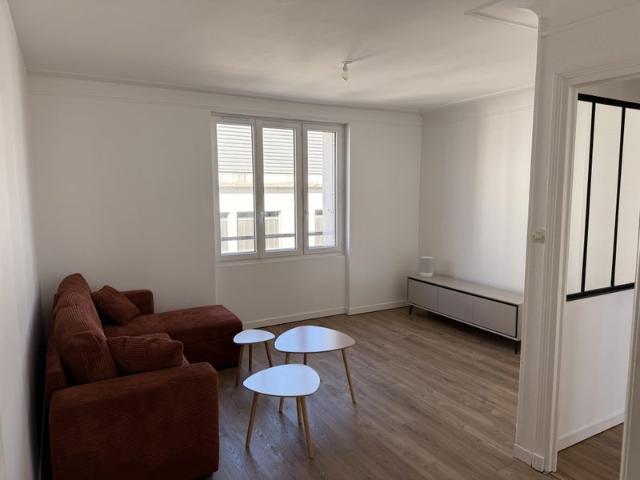 Colocation Place Strasbourg T5 rénové 81 m²