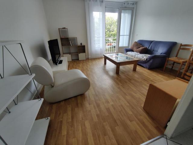 COLOCATION REZE/NANTES PROCHE DU TRAM