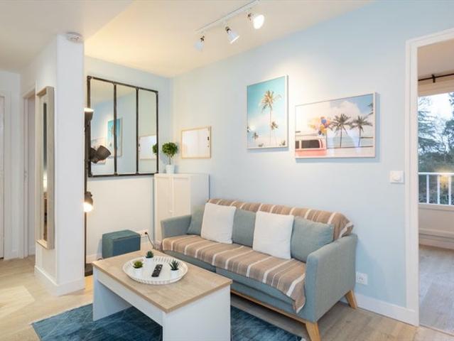Colocation T4 60 m² rénové – Chambre meublée