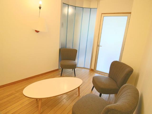 Colocation une chambre sur total de 3 au 18 rue du tonkin Villeurbanne dans un immeuble sécurisé DISPONIB