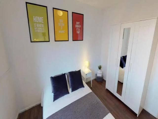 Colocation 106 Montebello Chambre 2