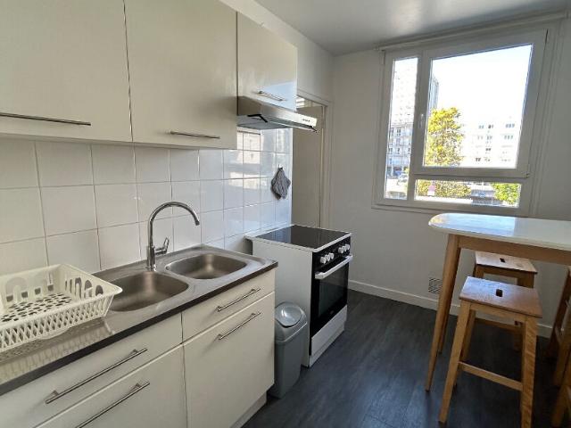 COLOCATION 1 CHAMBRE MEUBLEE Appartement Rennes 4 pièces