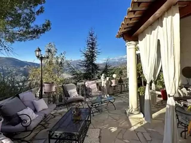 Colomars 06670 Achat / Vente maison 6 pièces t6 piscine jardin